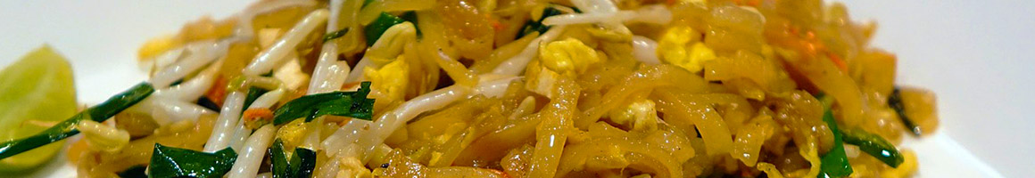 Eating Thai at Dao Thai Restaurant and Noodle Palace restaurant in Chicago, IL.
